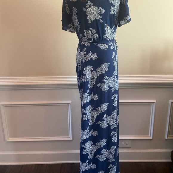 Lulus Heart of Marigold Navy Blue Floral Print Wrap Maxi Dress Women's Large - Picture 3 of 8